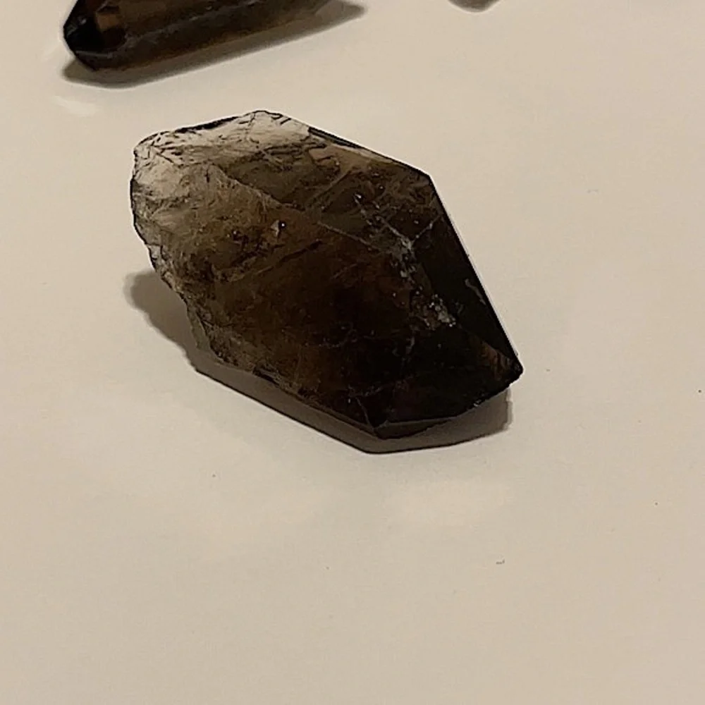 Smokey Quartz Points & Doubles ๐ค - Picture 5 of 12